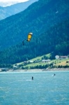 Kitsurfer auf dem Reschensee