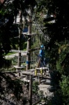 Kletterer im Hochseilpark